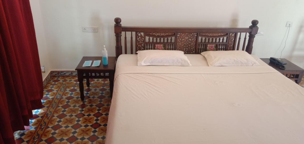 Hotel Thappa Garden à Karaikudi Extérieur photo